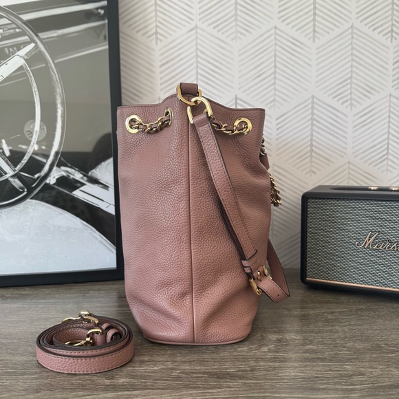 Michael Kors Blush Frankie Medium Drawstring Messenger Crossbody Bag - Picture 3 of 6